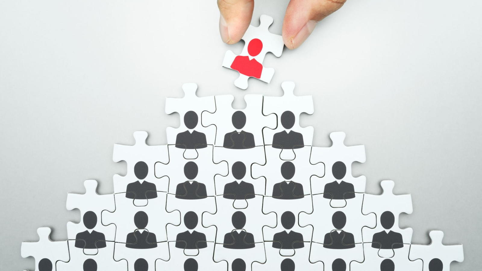 CEOs with unconventional strategies