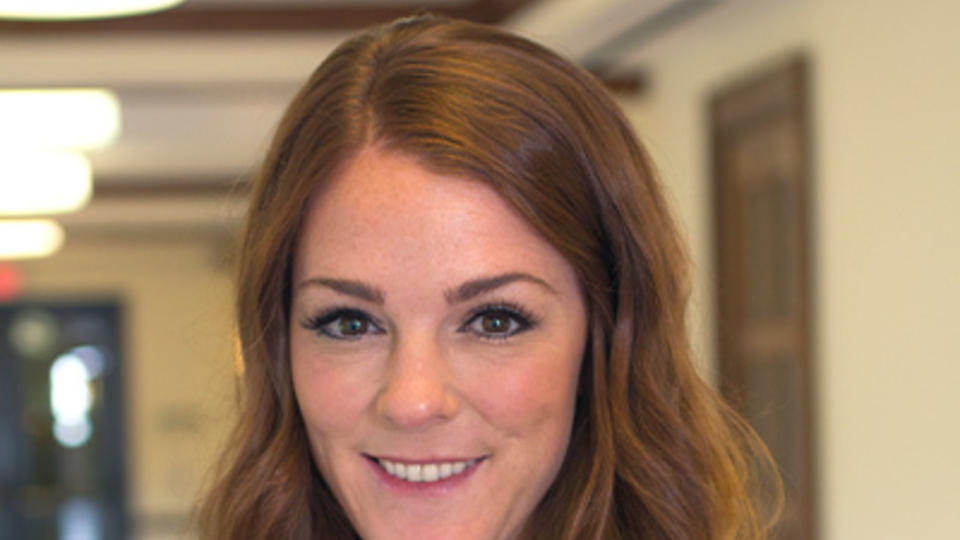 Samantha_Lewis_Alumna