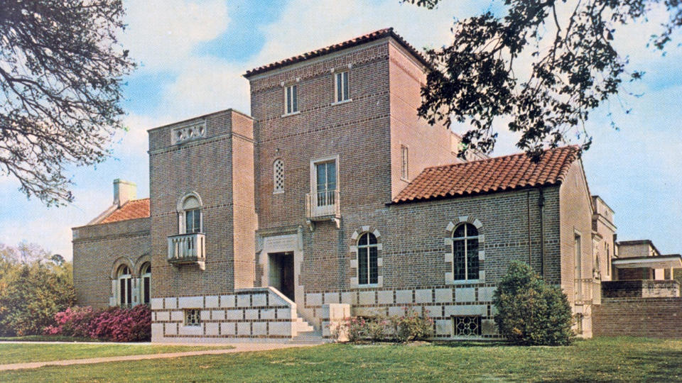 Faculty Club at the Cohen House, Rice University