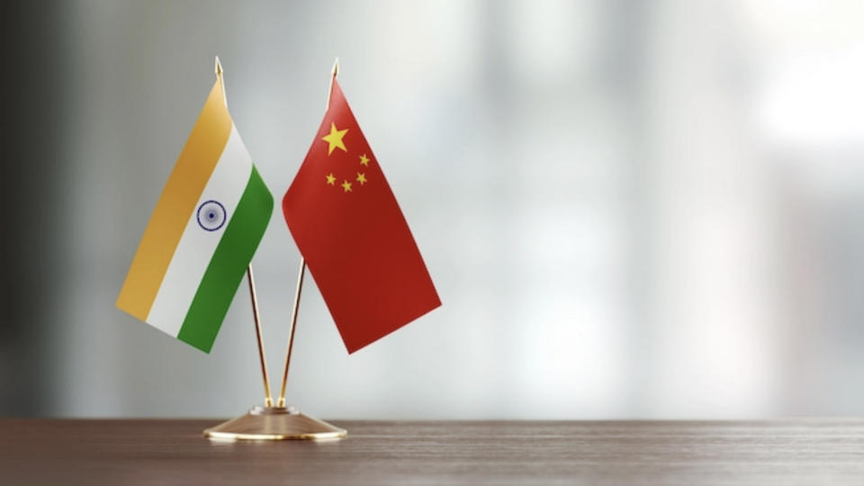 India and China flags