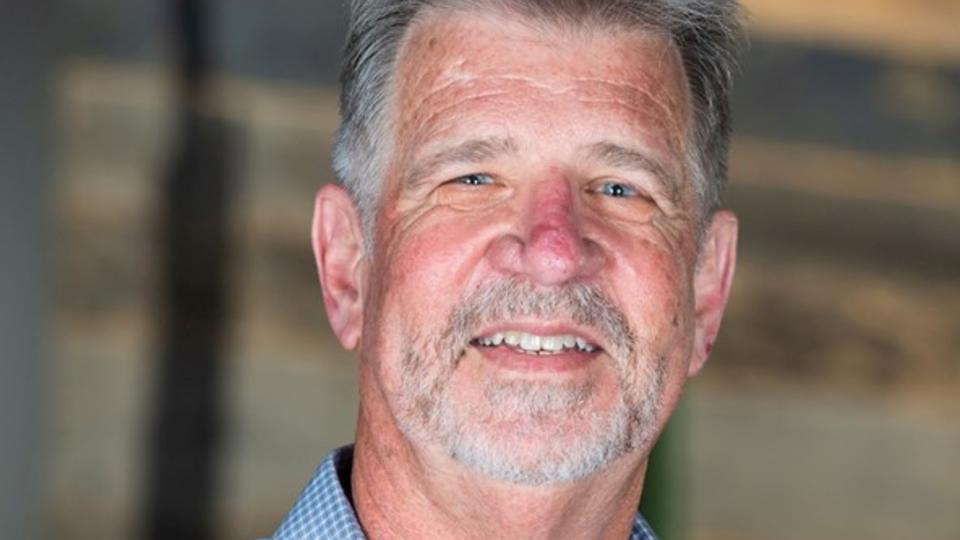 Robert Lesnick '00