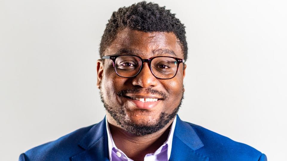 Nathan Ross Headshot