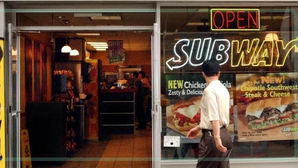 subway restaurant