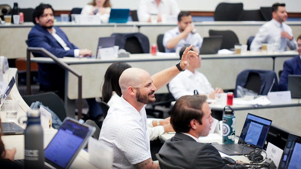 Hybrid Rice MBA students in classroom