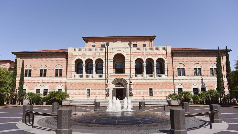 McNair Hall, Rice Business