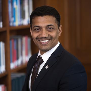 Kunal Shinde Headshot