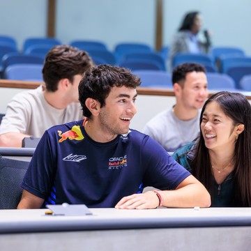 Rice undergraduate business majors in classroom