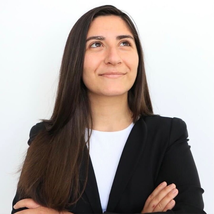 Caroline Arzoo